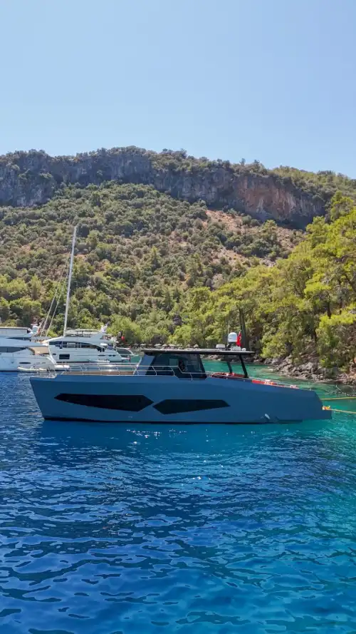 Luxury 2-Cabin Motor Yacht – Perfect for Special Occasions