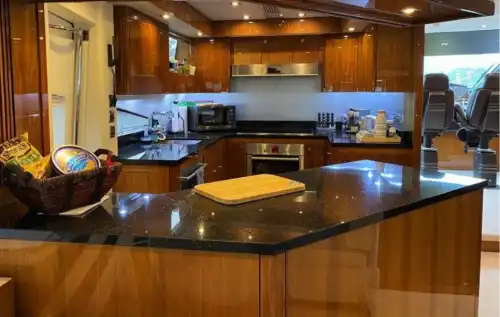 Bodrum’un İncisinde Lüks Bir Deneyim: 32 Metrelik Motoryat ile Mavi Yolculuk