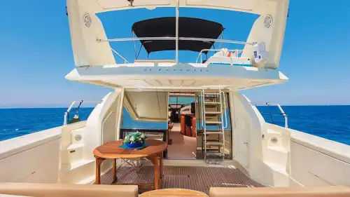 Alanya'da 3 Kabinli, 6 Kişilik Konforlu Gulet ile Mavi Yolculuk