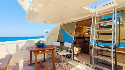 Alanya'da 3 Kabinli, 6 Kişilik Konforlu Gulet ile Mavi Yolculuk