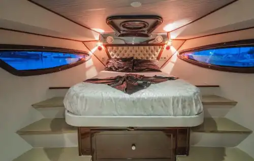 Просторная и комфортная 15-метровая яхта в Аланье