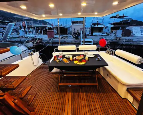 Antalya’nın Masmavi Denizinde Günübirlik veya Konaklamalı Gulet Tekne Kirala