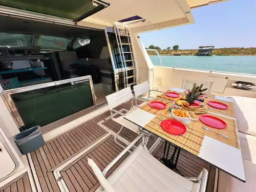 17-Meter Custom-Built Motor Yacht in Antalya’s Legendary Blue Waters