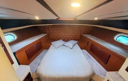 Antalya’da 17 Metre Uzunluğunda, 12 Kişilik Modern ve Şık Özel Yapım Tekne