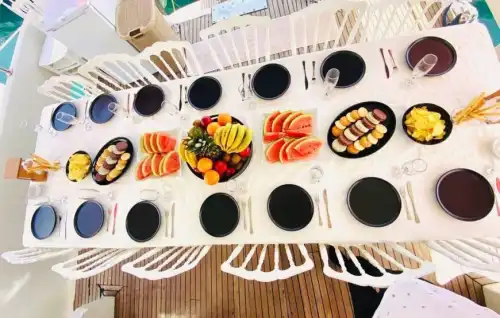 Antalya’nın Büyüleyici Maviliğine Yolculuk İçin, Özel Yapım Tekne