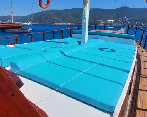 Luxury Daily Yacht Experience on a 14-Meter, 8-Person Boat in Bodrum