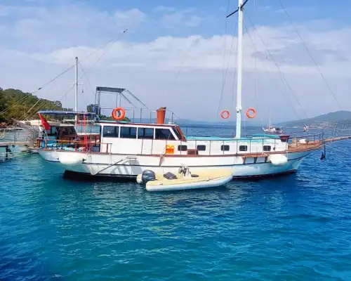 Luxury Daily Yacht Experience on a 14-Meter, 8-Person Boat in Bodrum