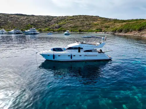 Bodrum'da Konforlu ve Modern, 18 Metre, 3 Kabinli Full Refit Motoryat