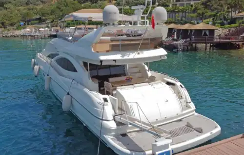 Bodrum’da Lüksün Tanımı: 25 Metrelik Sunseeker Manhattan 75 ile Unutulmaz Bir Mavi Yolculuk