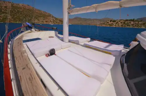 Marmaris Bozburun’un Sakin Sularında 5 Kabinli Lüks Gulet Tatili