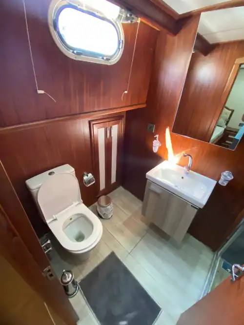 Bozburun’nun Eşsiz Güzelliklerinde 5 Kabinli Gulet ile 12 Kişilik Lüks Mavi Yolculuk