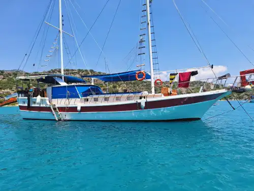 20 Metre 6 Kabinli 12 Kişilik Kapasiteli Gulet ile Demre'de Unutulmaz Bir Mavi Tur 