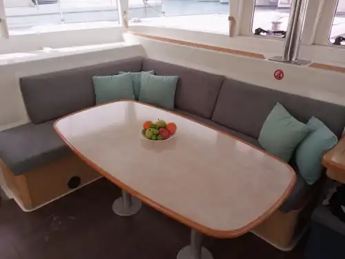 Fethiye'de Lagoon 400 S2 Katamaran Kiralama | 2014 Model 4 Kabin Yunan Adaları