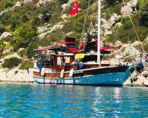 Эксклюзивный 16-метровый гулет для 8 гостей