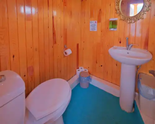 Müzik, Güneş ve Deniz: Fethiye’de 12 Kişilik Tekne Keyfi