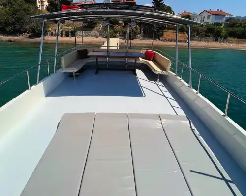 Fethiye’nin Benzersiz Koylarında Keyifli ve Konforlu Bir Gün Geçirin