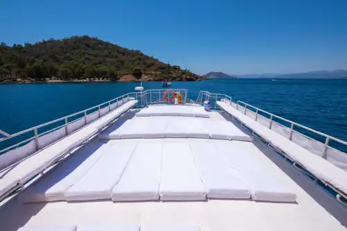 Fethiye'de Bekarlığa Veda, Doğum Günü ve Gezi Turları İçin Geniş Kapasiteli Tekne