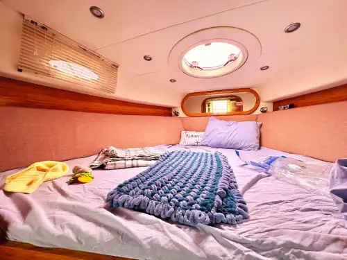 8 Person Motor Yacht Rental Experience in the Blue Sea of ​​Göcek