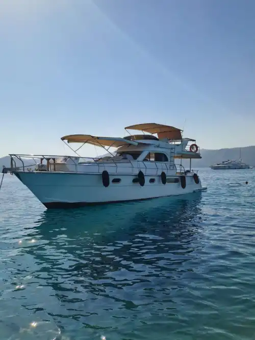 Enjoy a Luxurious Sea Adventure in Göcek with an 8-Person Motor Yacht!