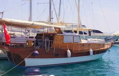 Göcek’te Günlük ve Konaklamalı Gulet Turu – 2 Kabinli Özel Tatil!