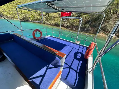 Гёджек: аренда яхты | дневной чартер до 12, с ночёвкой до 6, кондиционер, топливо включено