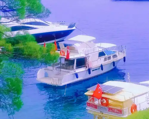 Luxury 2-Cabin Motor Yacht – Perfect for Special Occasions