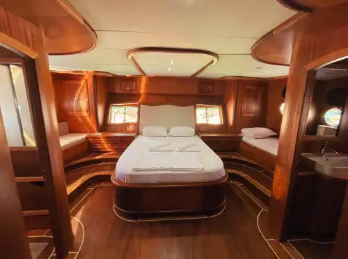 Göcek’in Saklı Koylarını Keşfet – 24 Metrelik Gulet Tatili