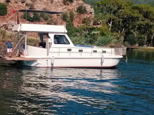 10 Kişilik Seyir Kapasiteli, Mürettebatlı ve Yakıt Dahil Yat Keyfi