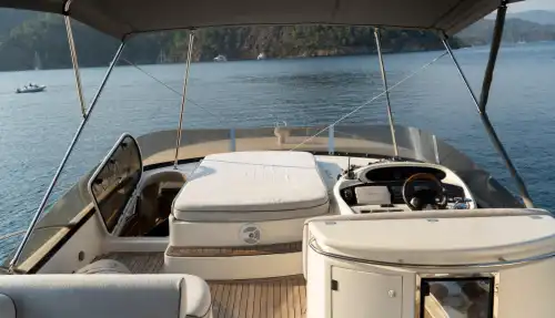 Göcek’te Romantik Bir Deniz Kaçamağı İçin İdeal Yat