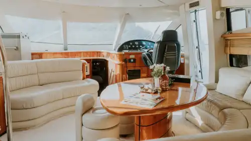 Göcek’te Romantik Bir Deniz Kaçamağı İçin İdeal Yat