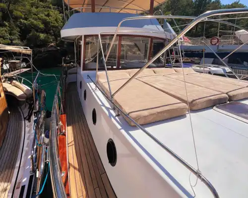 Комфортная 13,5-метровая гулета в Гёчеке – До 10 гостей!