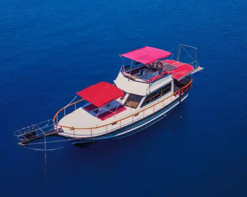 Çift Kişilik Yataklı 2 Kabin: Romantik ve Huzurlu Bir Deniz Turu