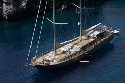 Göcek Lüks Yat Kiralama | 36,3 m, 5 Kabin, 11 Kişi, Merkezi Klima
