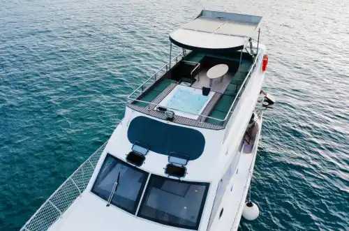 Уютная частная яхта на 12 человек в уникальных бухтах Алании