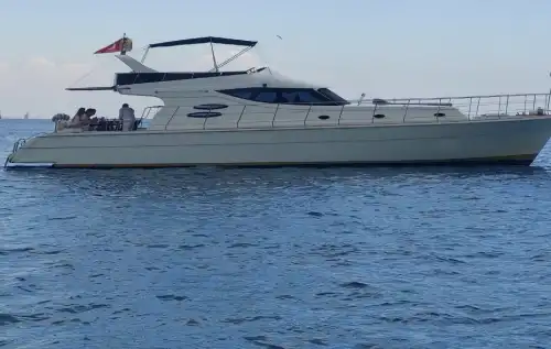 Antalya'da 16 Kişilik Kapasitesiyle Evlilik teklifleri, Doğum günleri ve İş organizasyonlarına Uygun Tekne Kirala