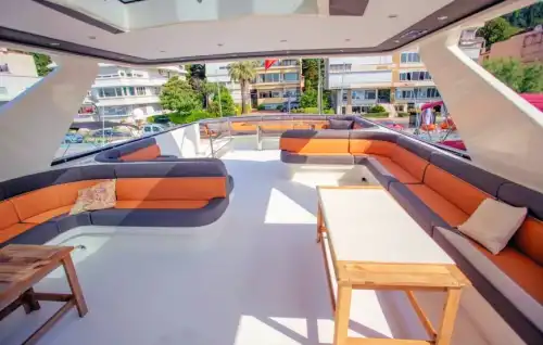 Отправьтесь из Тарабья на индивидуальной яхте в незабываемый круиз