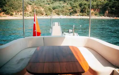 Отправьтесь из Кучукъялы на 14-метровой яхте и ощутите роскошь