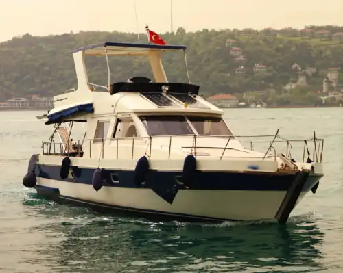 Исследуйте самые красивые места Босфора на яхте вместимостью 10 человек