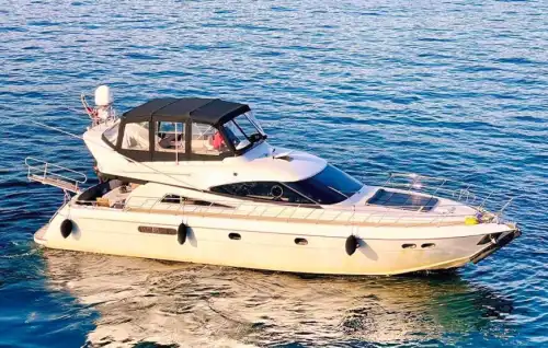 Unkapanı Özel Yat Kiralama – Saatlik veya Günübirlik Seçenekler