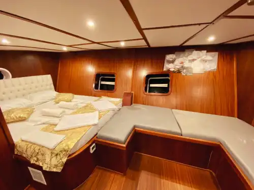 Отдых наедине с морем: Частный гулет с 5 каютами в Каше!