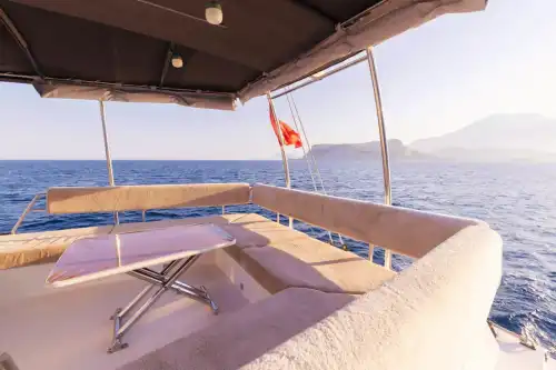 Четырёхкаютный катамаран BALI – отдых премиум-класса