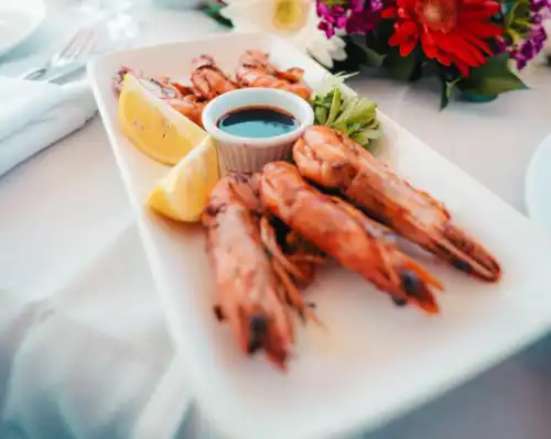 Akdeniz’in Turkuaz Sularında 3 Kabinli Azimut ile Unutulmaz Bir Deniz Tatili