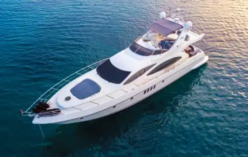 Роскошная яхта Azimut в Анталии-Кемере – Незабываемый морской отдых!