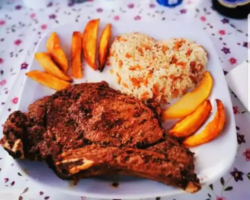 Путешествуйте по водам Мармариса на бюджетной яхте для 8 человек