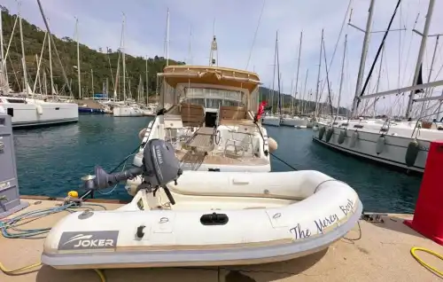 Enjoy the Aegean Sea on a Crunch Yacht in Marmaris
