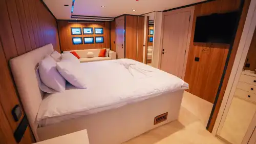 Marmaris’te 26 Metrelik Lüks Trawler ile Muhteşem Deniz Keyfi