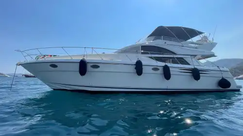 Profesyonel Mürettebat ile Göcek’in Biricik Koylarını Keşfedin