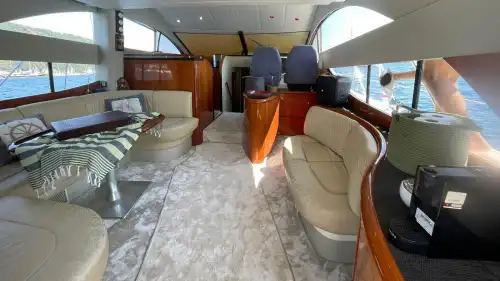 Profesyonel Mürettebat ile Göcek’in Biricik Koylarını Keşfedin