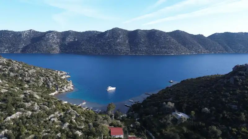 Эксклюзивный морской отдых на 17-метровой роскошной моторной яхте в Кекове