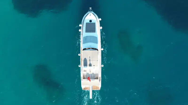 Эксклюзивный морской отдых на 17-метровой роскошной моторной яхте в Кекове